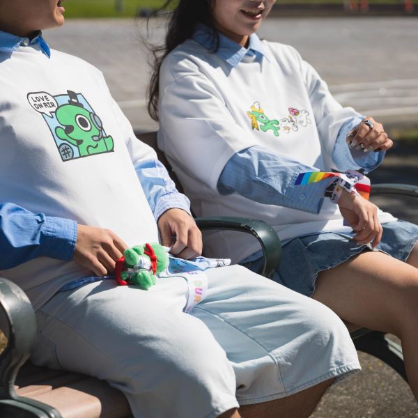 怪奇聯名雲朵 T-shirt